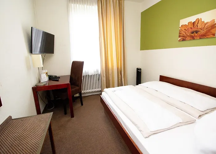 Hotel Dolomit München