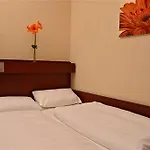 Hotel Dolomit