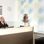 Hotel Dolomit Múnich