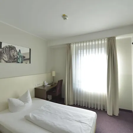 Hotel Dolomit