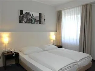 Dolomit Szálloda München