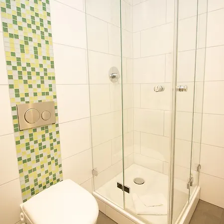 Hotell Dolomit München