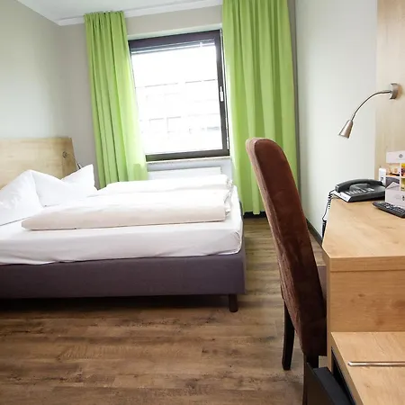 Hotell Dolomit 2*