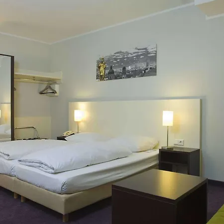 Hotell Dolomit 2*